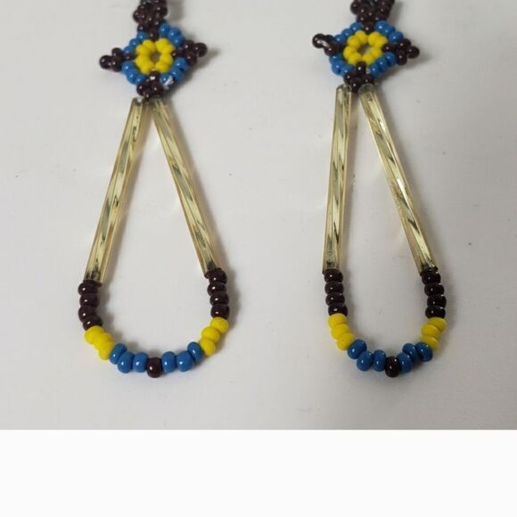 ARTISAN NATIVE AMERICAN Beaded Dangle French Hook Earrings - Picture 3 of 5